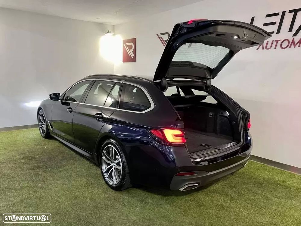 BMW 520 d Pack Desportivo M Auto - 47