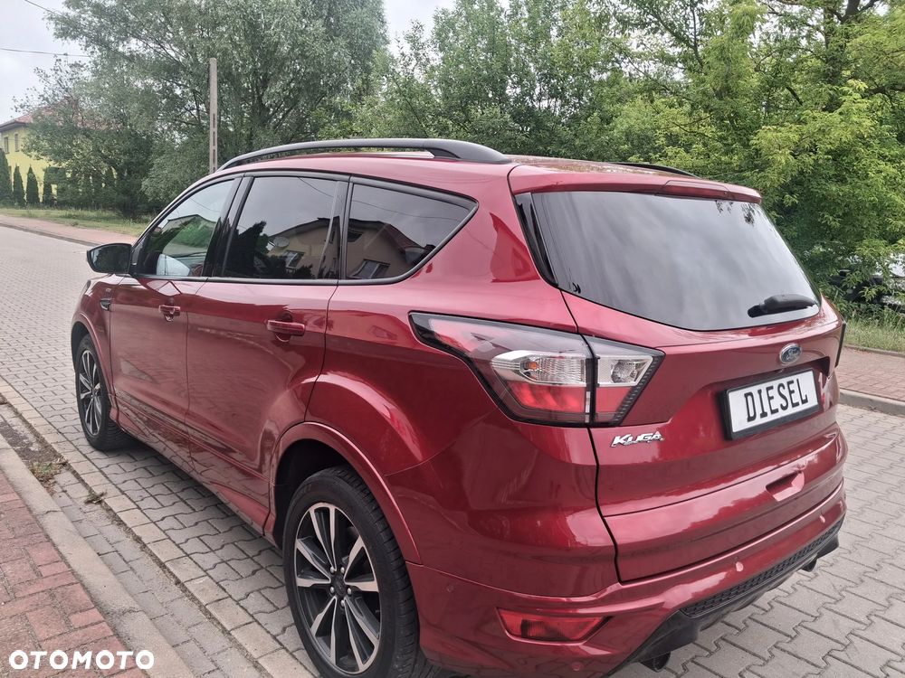 Ford Kuga 1.5 TDCi 2x4 ST-Line - 10