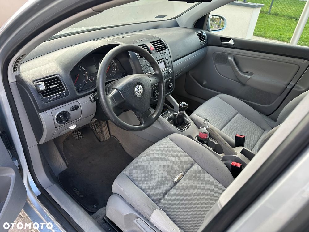 Volkswagen Golf V 1.9 TDI Comfortline - 9