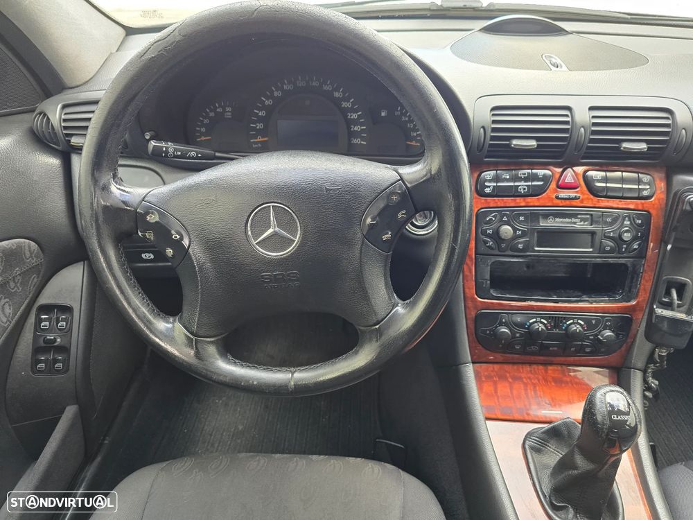 Mercedes-Benz C 220 T CDI Classic - 6
