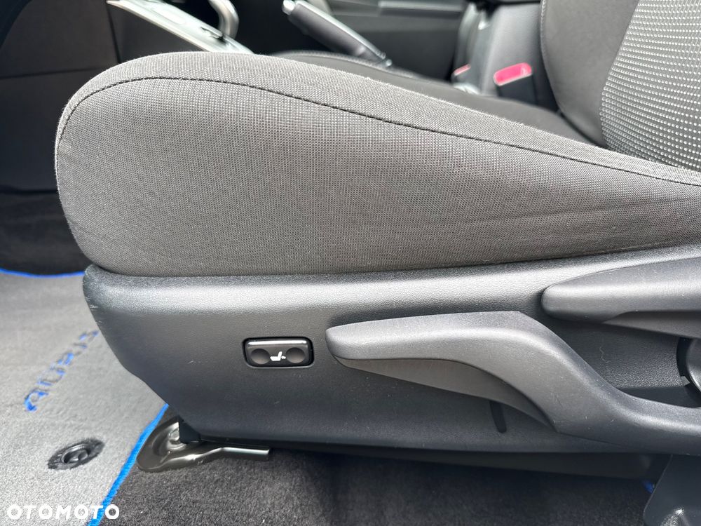 Toyota Auris - 29