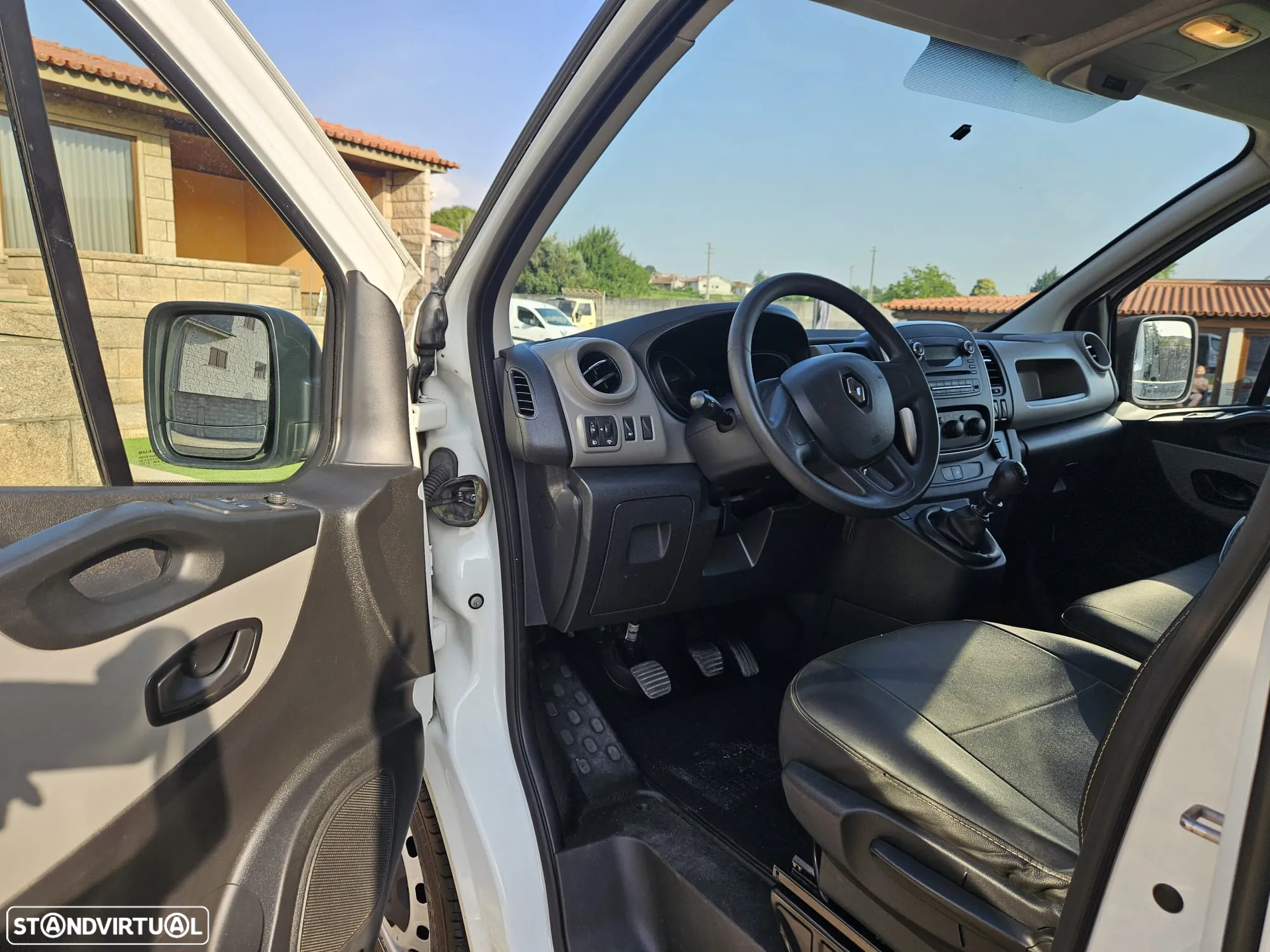 Renault TRAFIC 1.6 CC 95 CV - 9