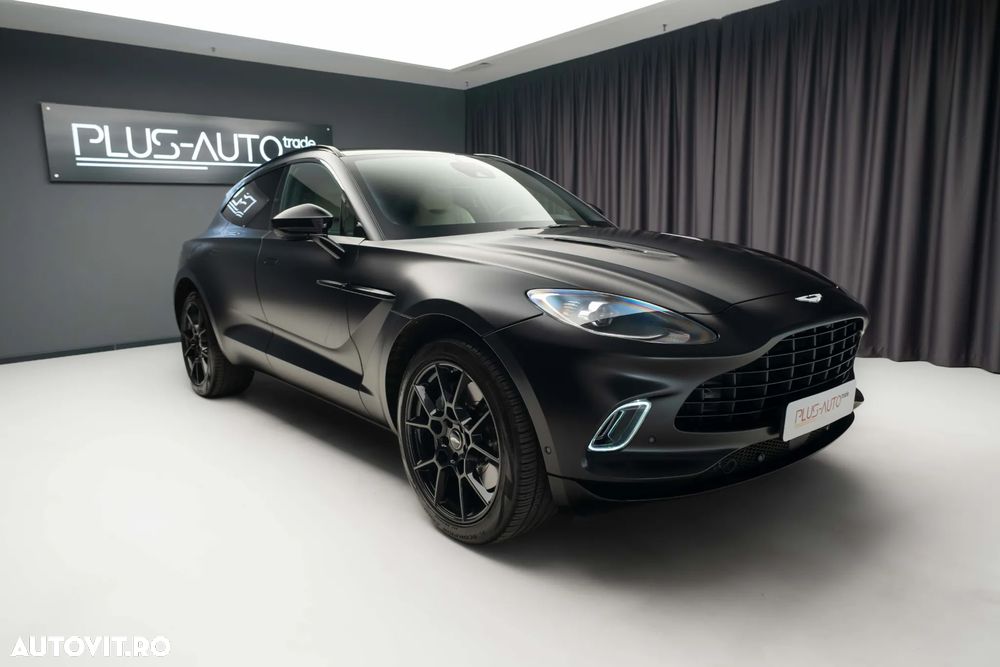 Aston Martin DBX - 2