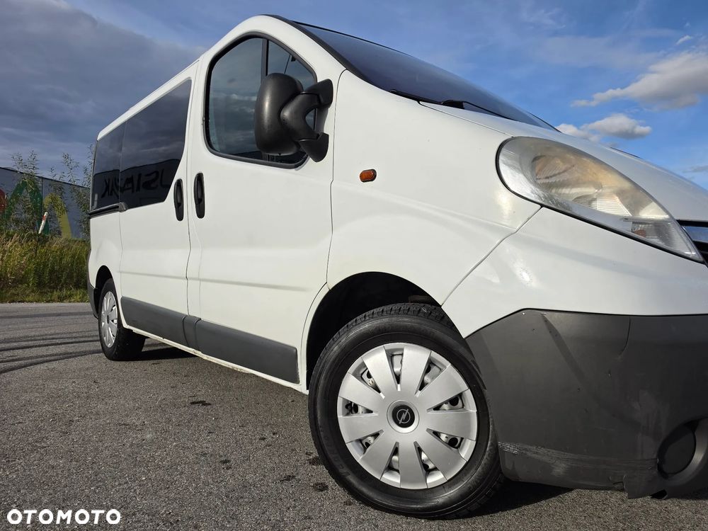 Opel Vivaro - 22