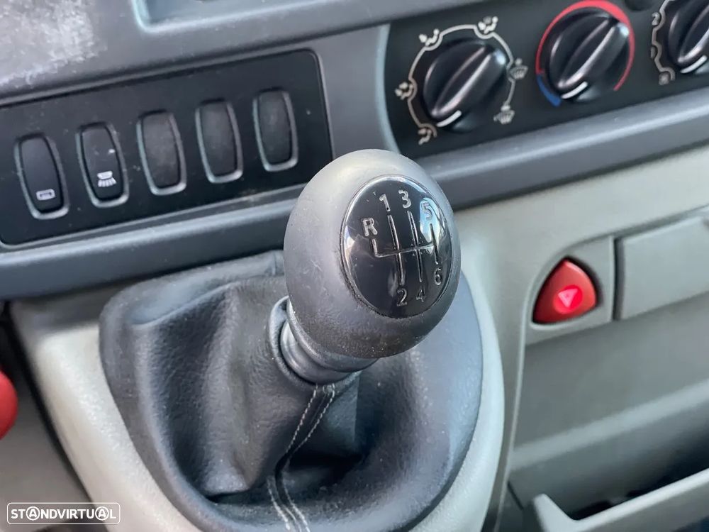 Renault Master 2.5 DCi 120HP MiniBus 16L - 13