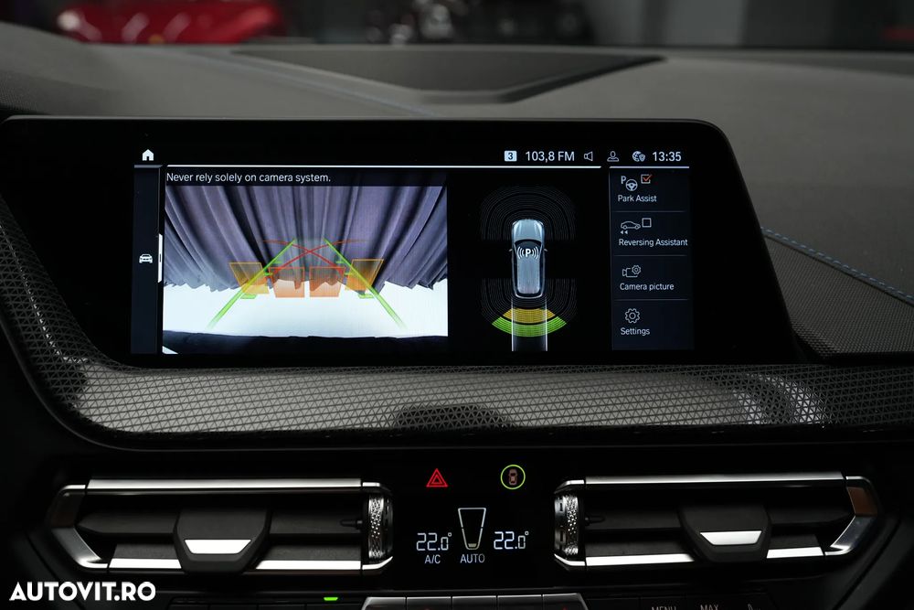 BMW M1 M135i xDrive AT - 23