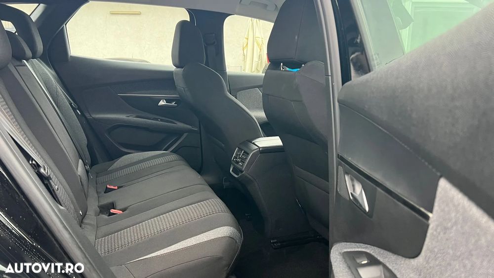 Peugeot 3008 - 22