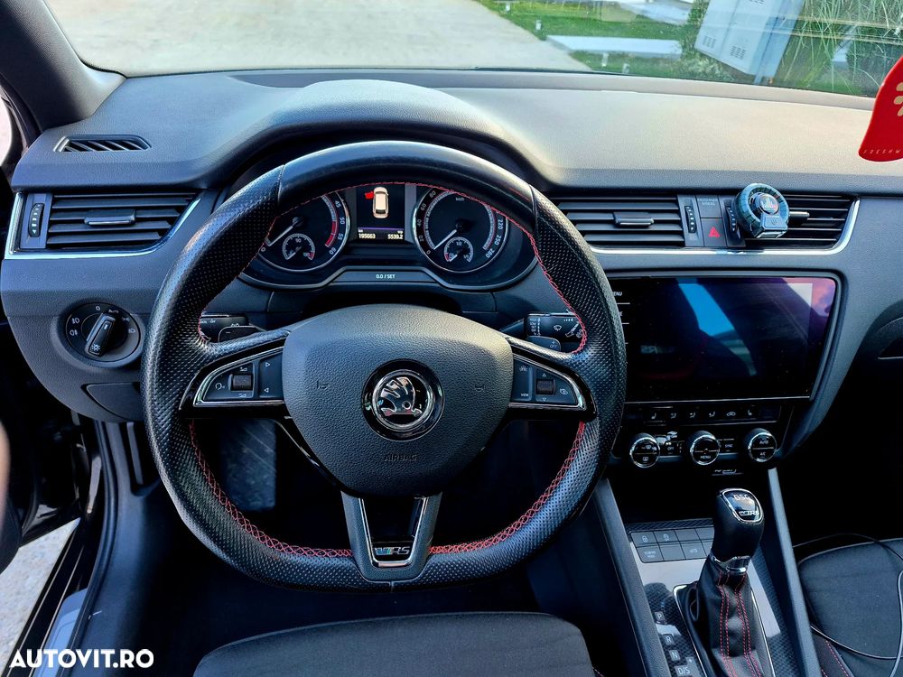 Skoda Octavia 2.0 TDI 4X4 DSG RS - 2