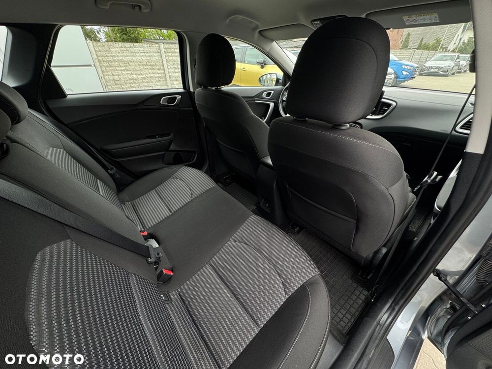 Kia Ceed 1.5 T-GDI M - 16