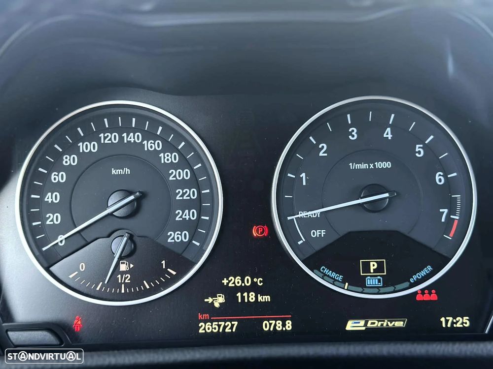 BMW 225xe Active Tourer Line Sport - 25