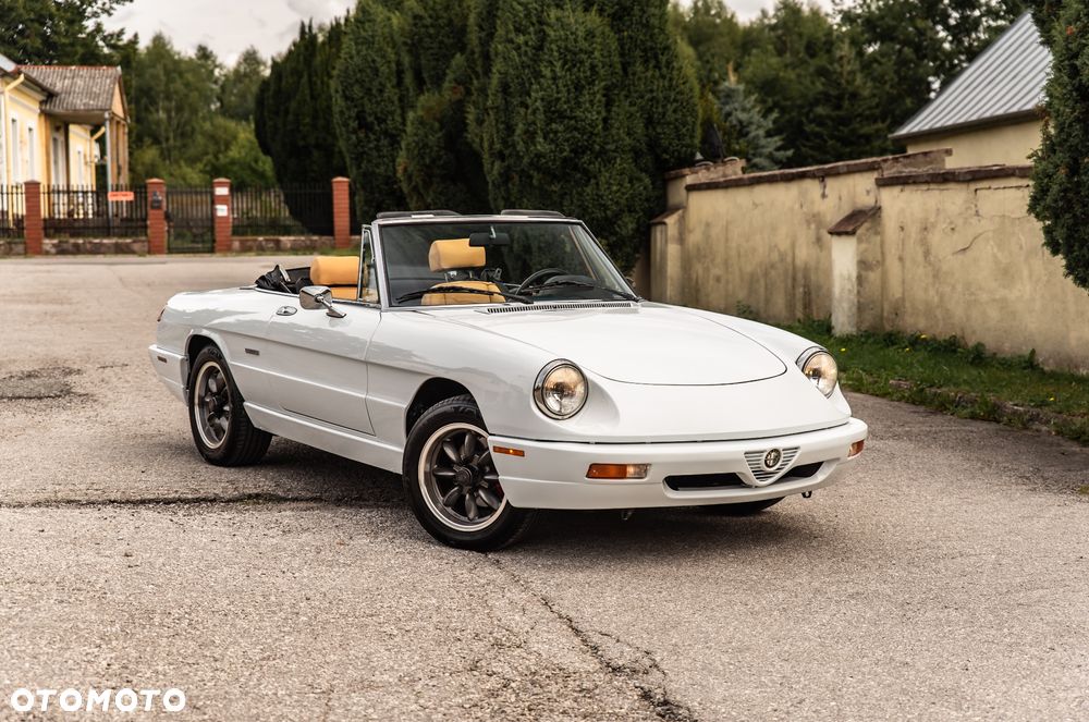Alfa Romeo Spider - 2