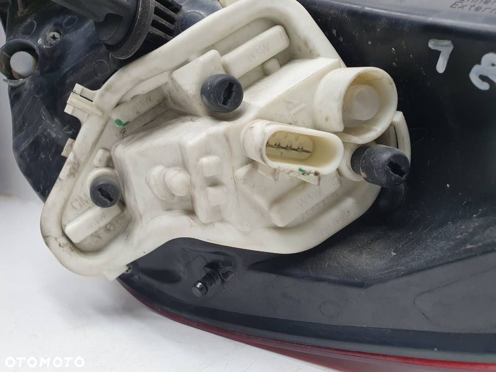 LAMPA TYŁ LEWA CIEMNA COSMO OPEL ASTRA J IV HB 5D EUROPA - 5