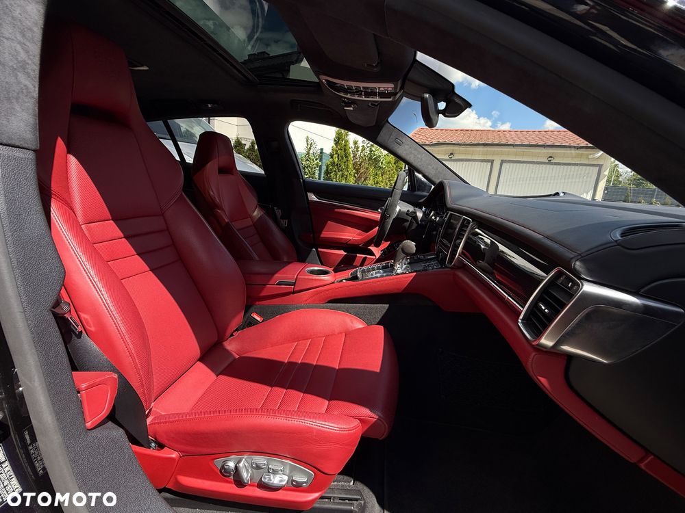 Porsche Panamera Turbo - 5
