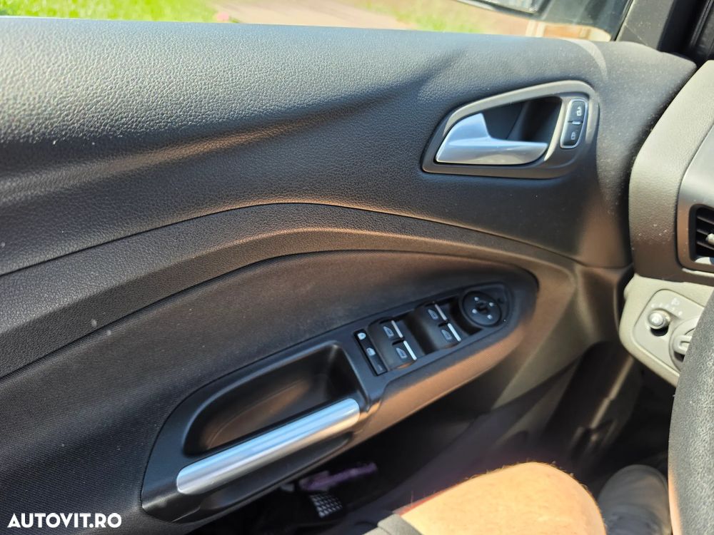 Ford Grand C-Max - 6