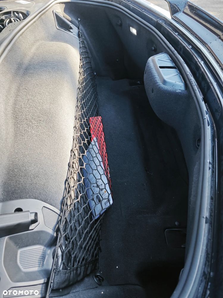 Chevrolet Corvette - 11