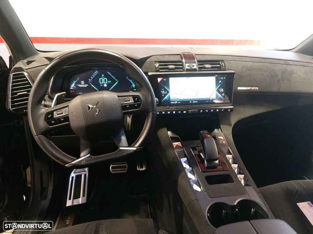DS DS7 Crossback E-Tense Performance Line EAT8 - 8