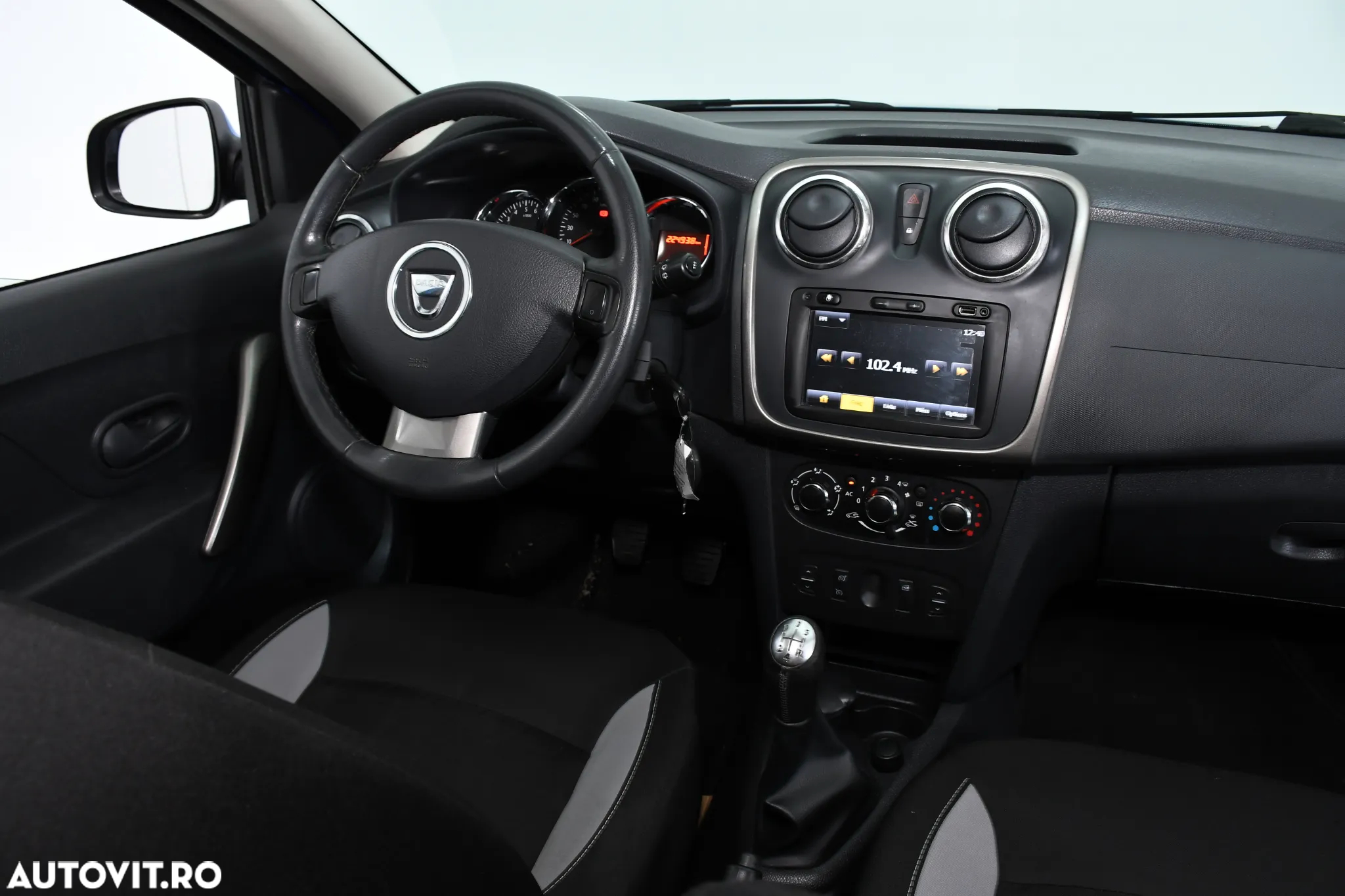 Dacia Sandero Stepway dCi 90 S&S Prestige - 6
