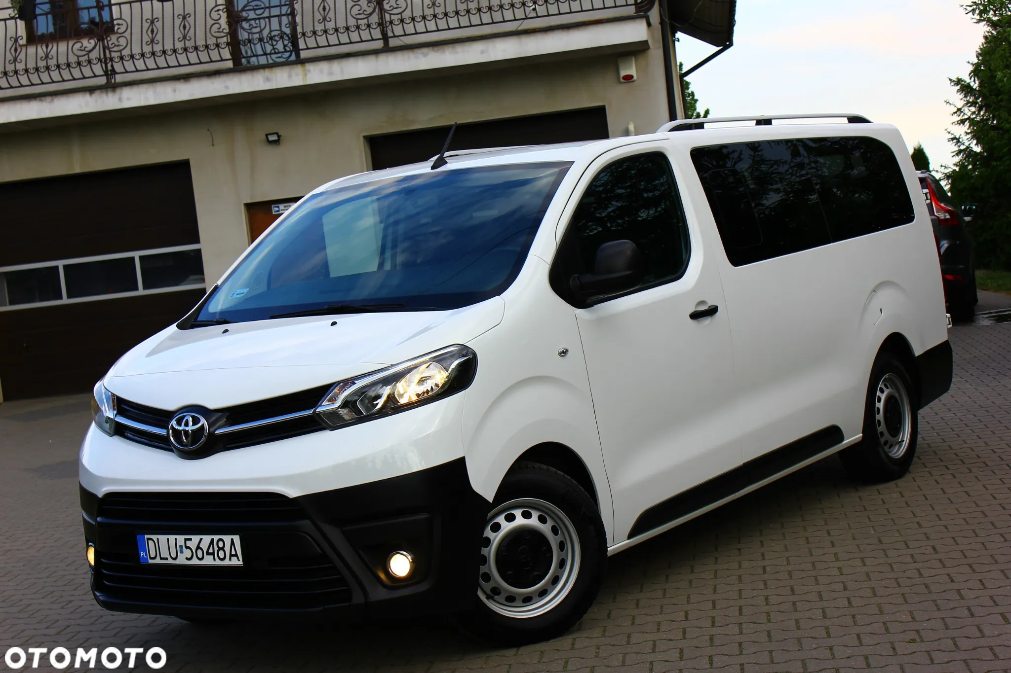 Toyota ProAce Kombi 2.0 D-4D Long 2,8t - 17