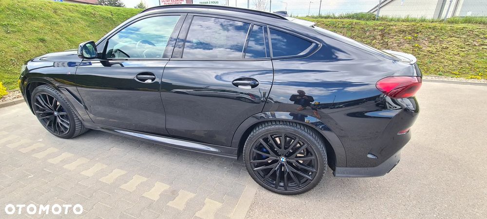 BMW X6 xDrive40i mHEV - 8