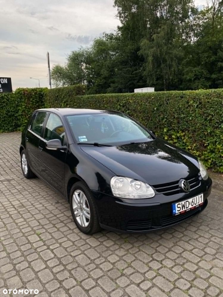 Volkswagen Golf 1.9 TDI Individual - 5