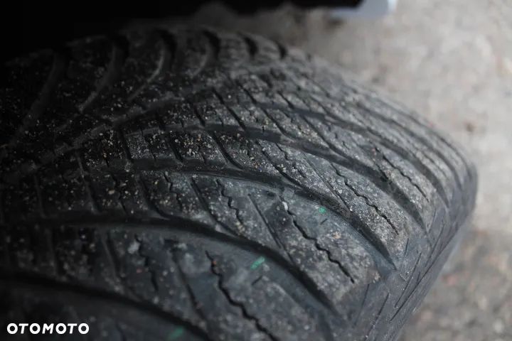 Ford Puma 1.0 EcoBoost Hybrid ST-LINE VIGNALE - 3