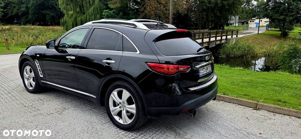 Infiniti FX - 6