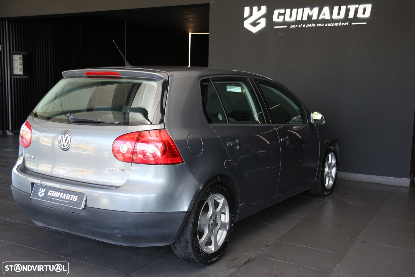 VW Golf 1.9 TDi BlueM. Confortline - 8