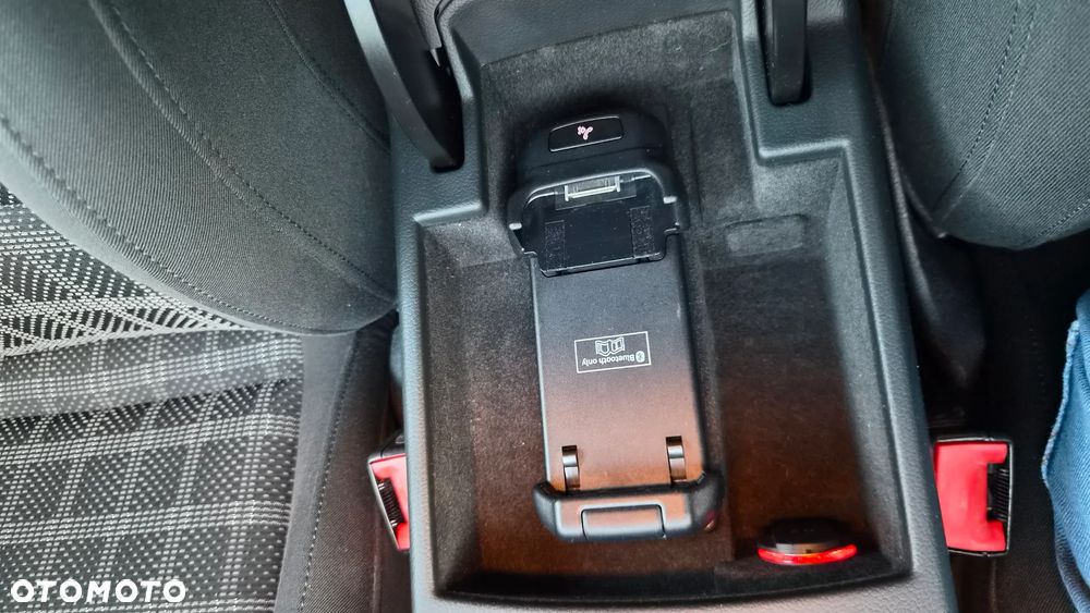 Audi A4 Avant 2.0 TDI DPF S line Sportpaket - 24