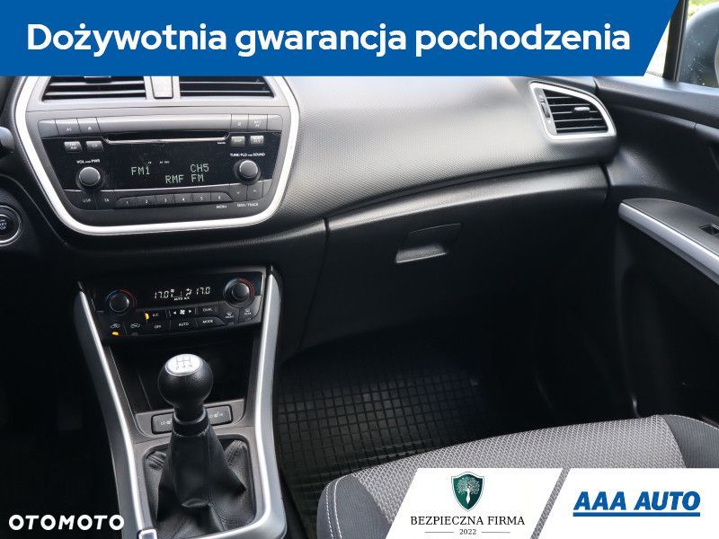Suzuki SX4 S-Cross - 10