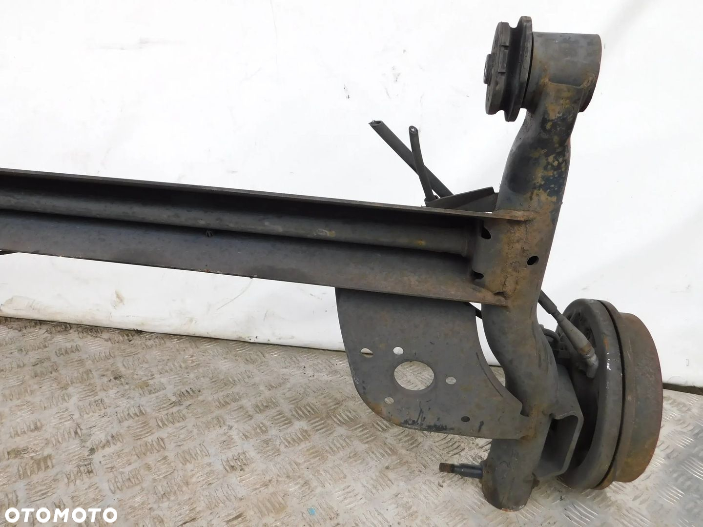 BELKA TYLNA OŚ ZAWIESZENIE SUZUKI SWIFT MK6 - 3