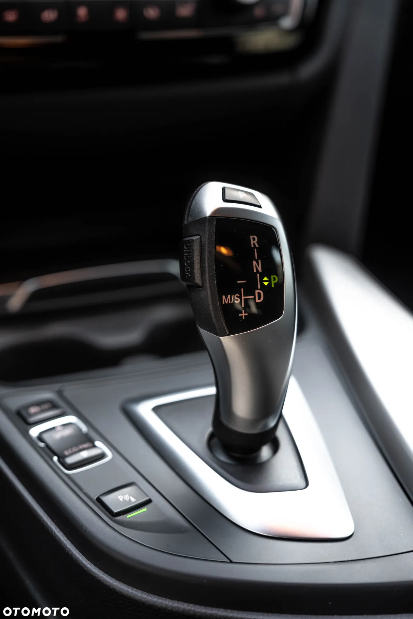 BMW 3GT 320i GPF xDrive Advantage - 9
