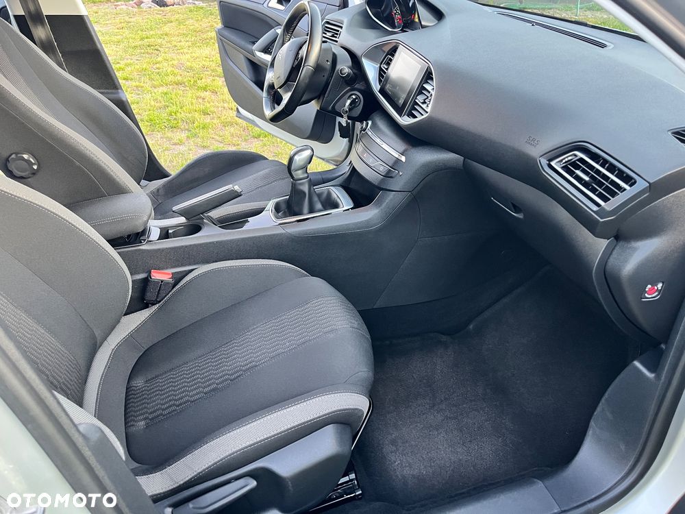 Peugeot 308 1.2 PureTech Active S&S - 15