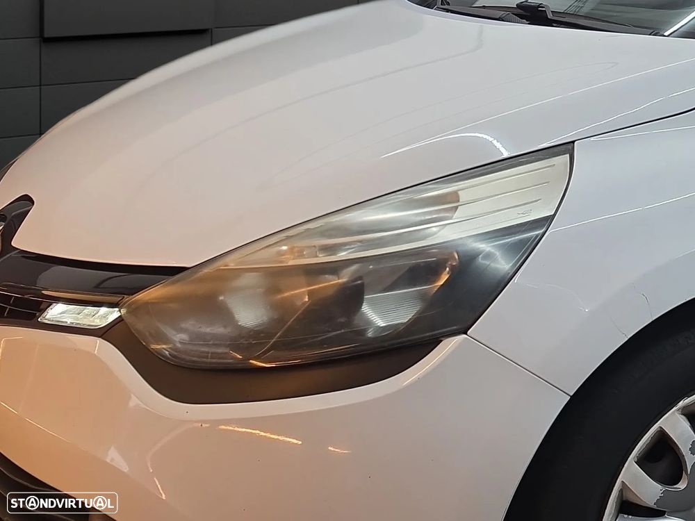 Renault CLIO - 5