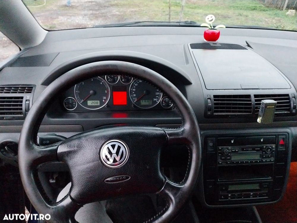 Volkswagen Sharan 1.9 TDI - 5