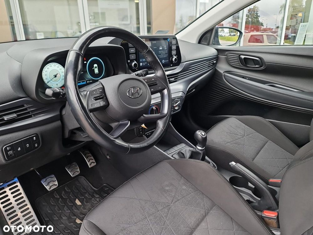 Hyundai Bayon 1.2 Smart - 12