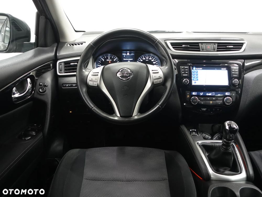 Nissan Qashqai 1.6 DCi ALL-MODE 4x4i N-Connecta - 28