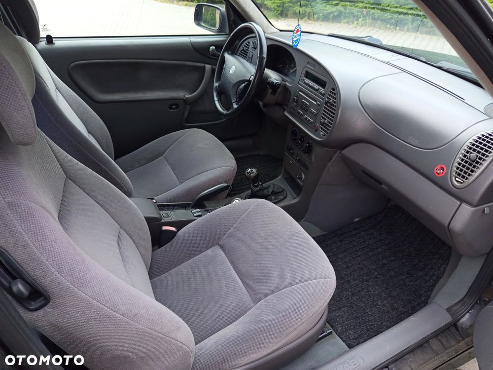 Saab 9-3 S 2.0i - 10