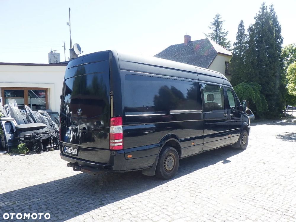 Mercedes-Benz Sprinter - 3