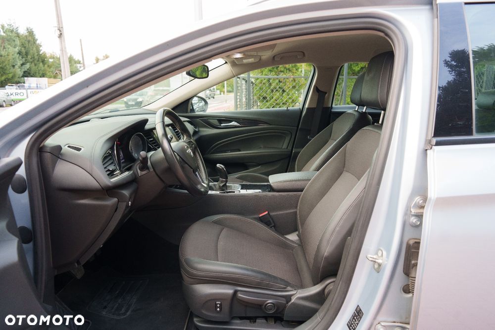 Opel Insignia 1.5 T Innovation S&S - 9