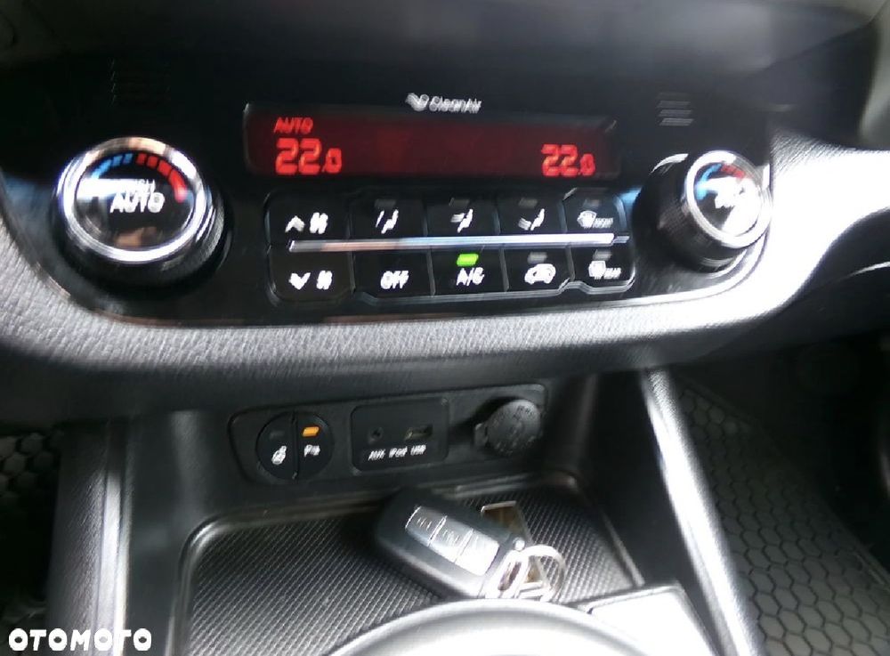 Kia Sportage 2.0 CRDI L AWD - 16
