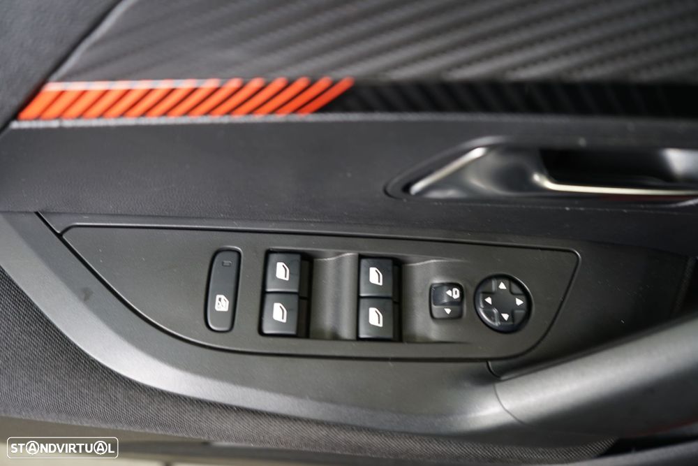 Peugeot 2008 1.5 BlueHDi Active - 19