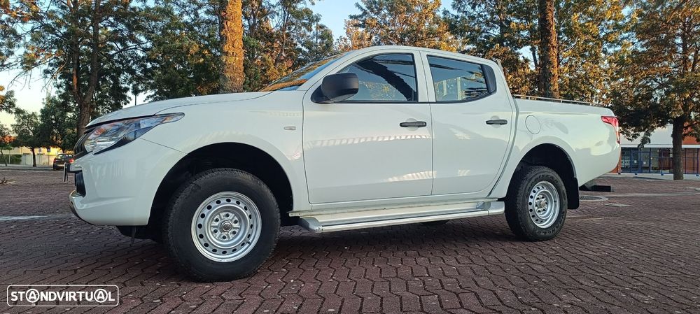 Mitsubishi L200 2.4 DI-D CD Invite 2WD - 8