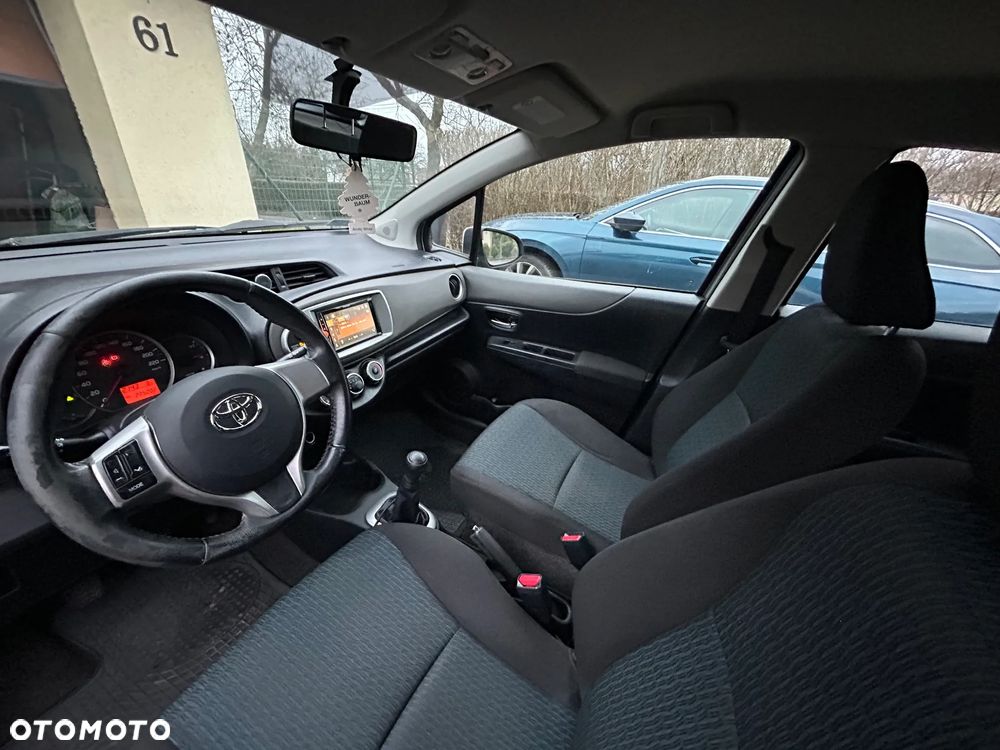 Toyota Yaris 1.0 Terra - 9