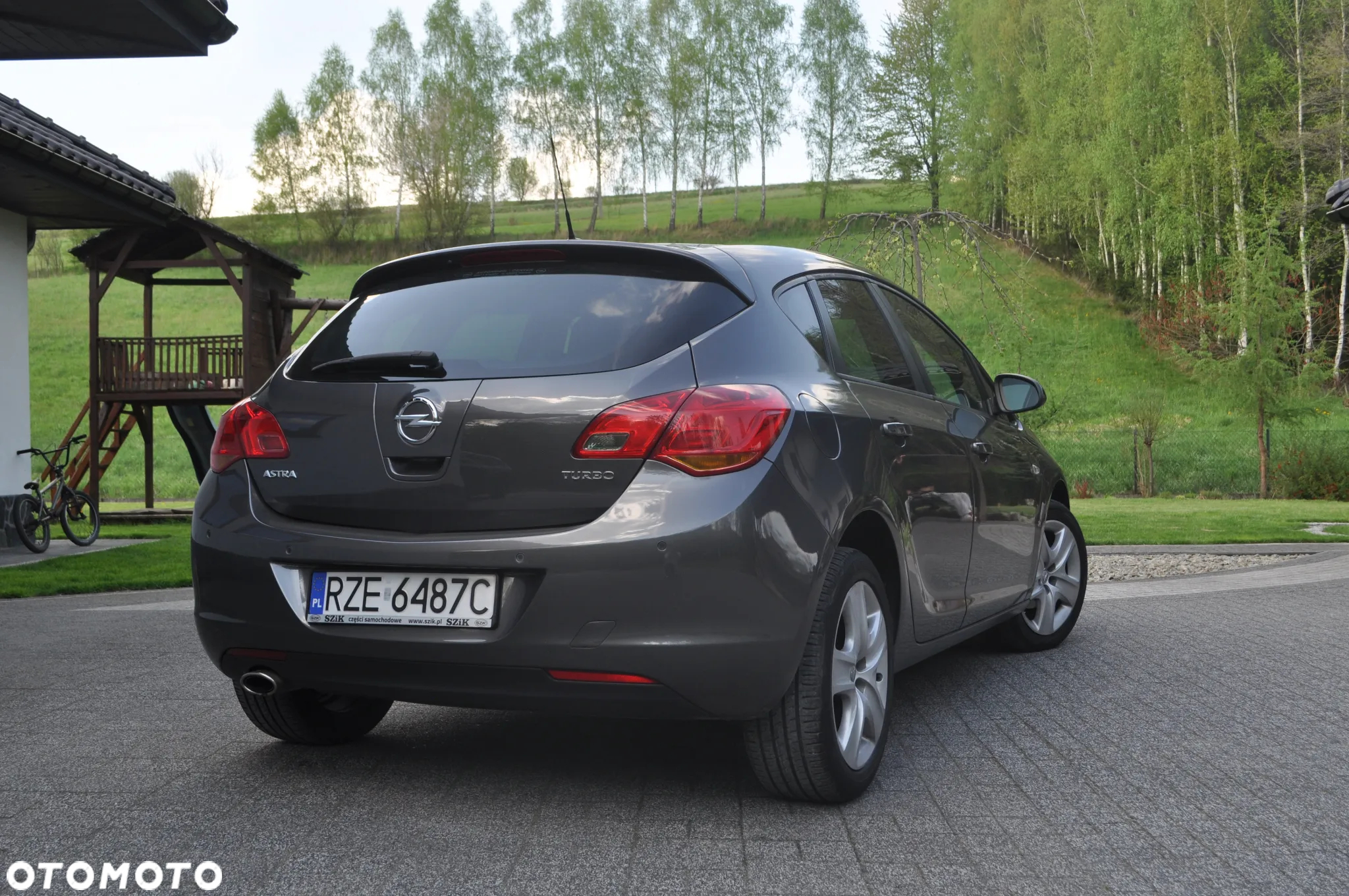 Opel Astra IV 1.4 T Cosmo S&S - 9