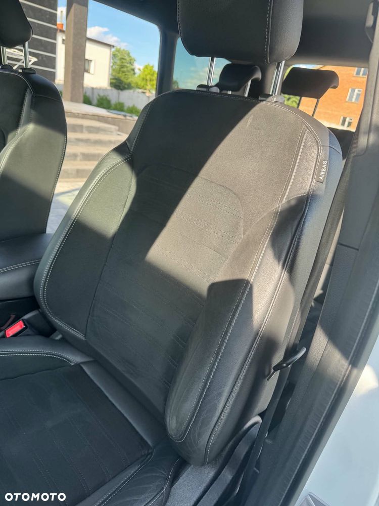Ford Kuga 1.5 TDCi FWD ST-Line - 11