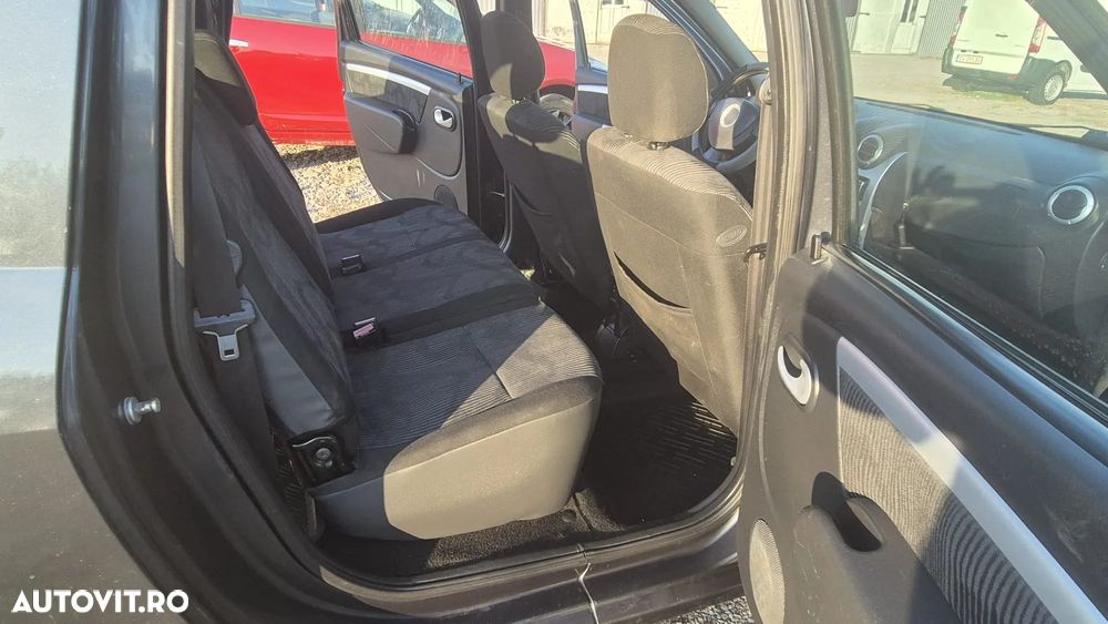 Dacia Logan MCV 1.5 dCi Laureate - 10