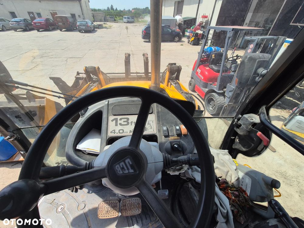 JCB 3 CX - 12