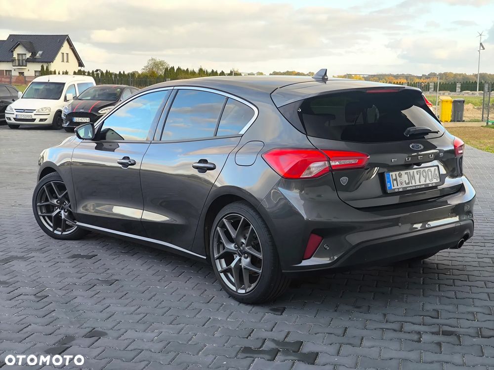 Ford Focus 1.5 EcoBoost STart-Stopp-System TITANIUM - 16