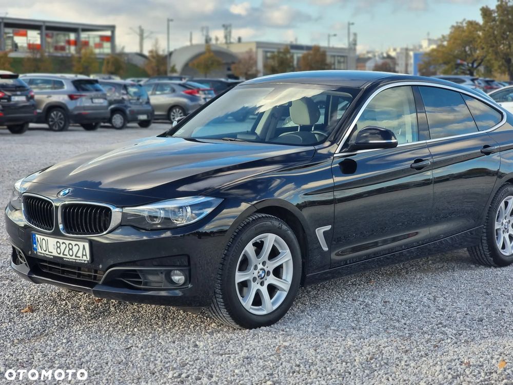 BMW 320I 2017 photo 4