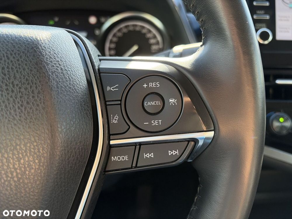 Toyota Camry 2.5 Hybrid Comfort CVT - 27
